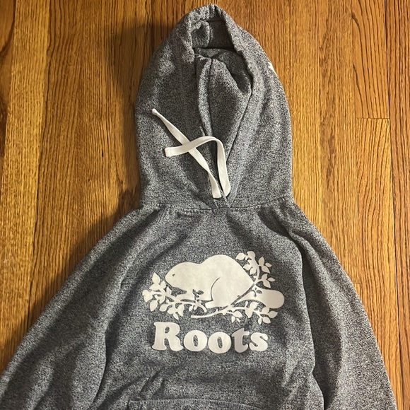 Roots Woman’s Grey Hoodie Size M - Picture 2 of 6